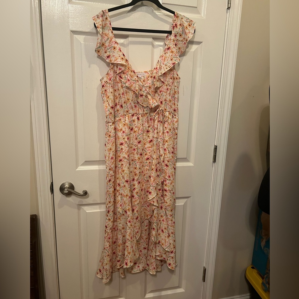 Socialite Floral Wrap Style Sun Dress MIDI Lined Center Split Sz XL